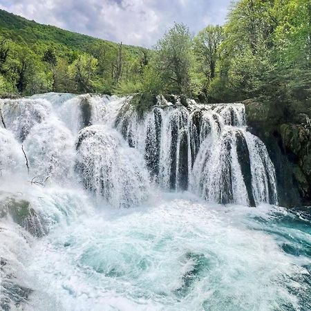 Apartman Mely Kulen Vakuf Esterno foto