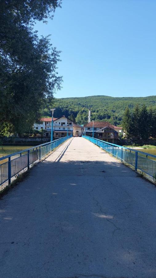 Apartman Mely Kulen Vakuf Esterno foto