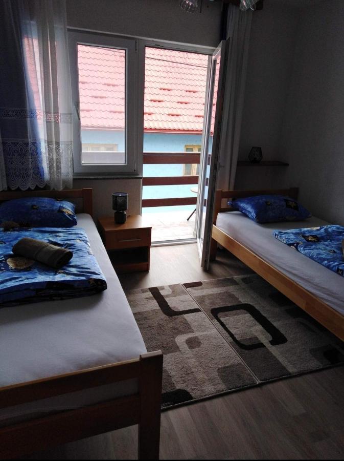 Apartman Mely Kulen Vakuf Esterno foto