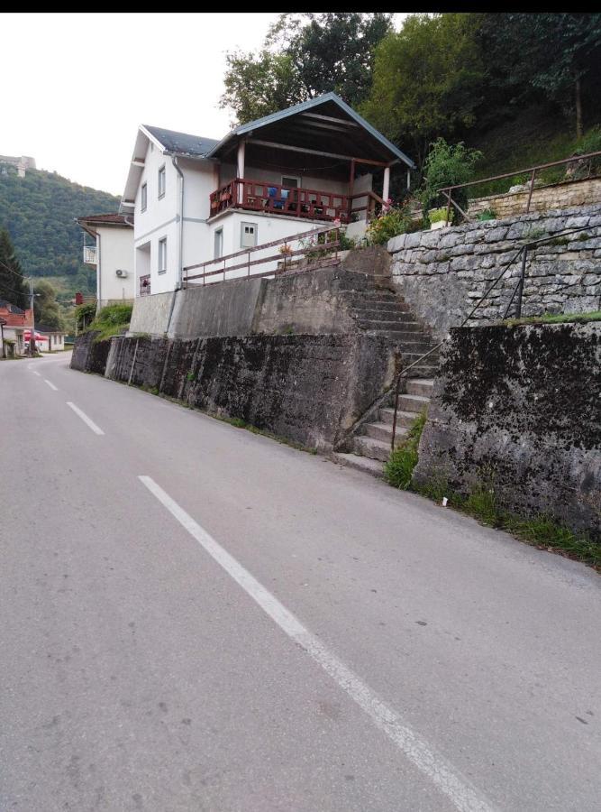Apartman Mely Kulen Vakuf Esterno foto